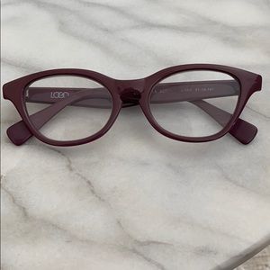 LOGO by Lori Goldstein readers 1.5